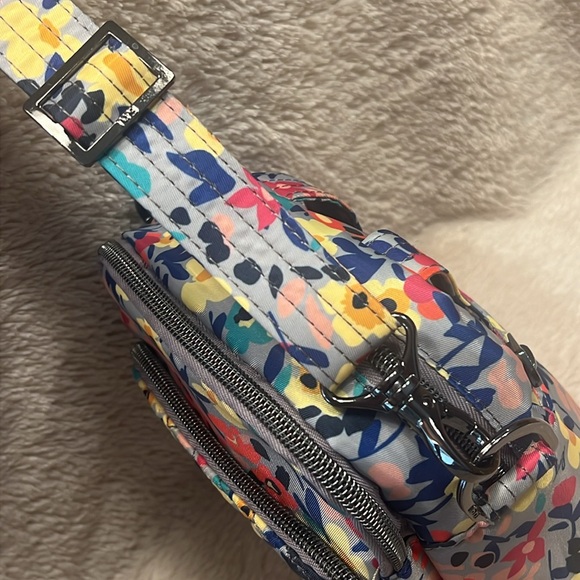 LUG Can Can Wildflower Multicolor Bag - Picture 5 of 16